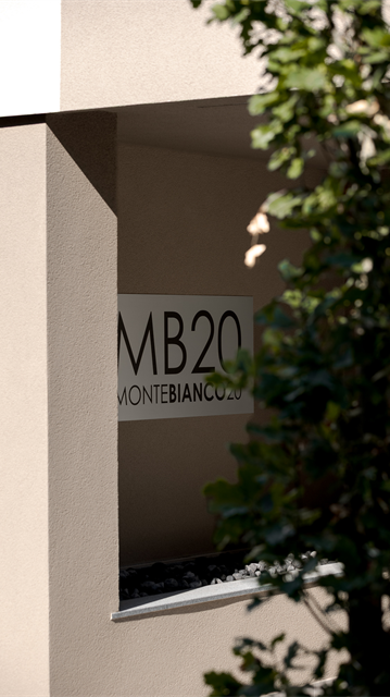 Residenza MONTEBIANCO20 - built to be independent